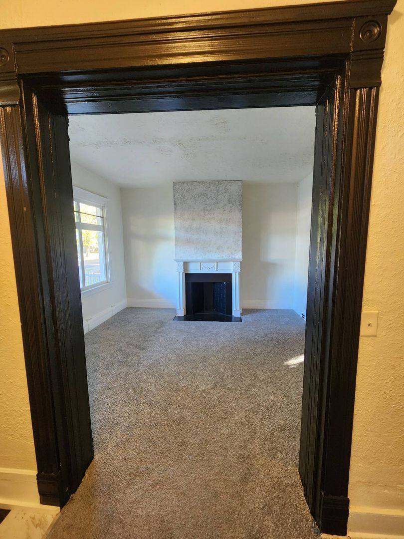 Apartment for rent at 2186 E 89th St, Cleveland, OH 44106