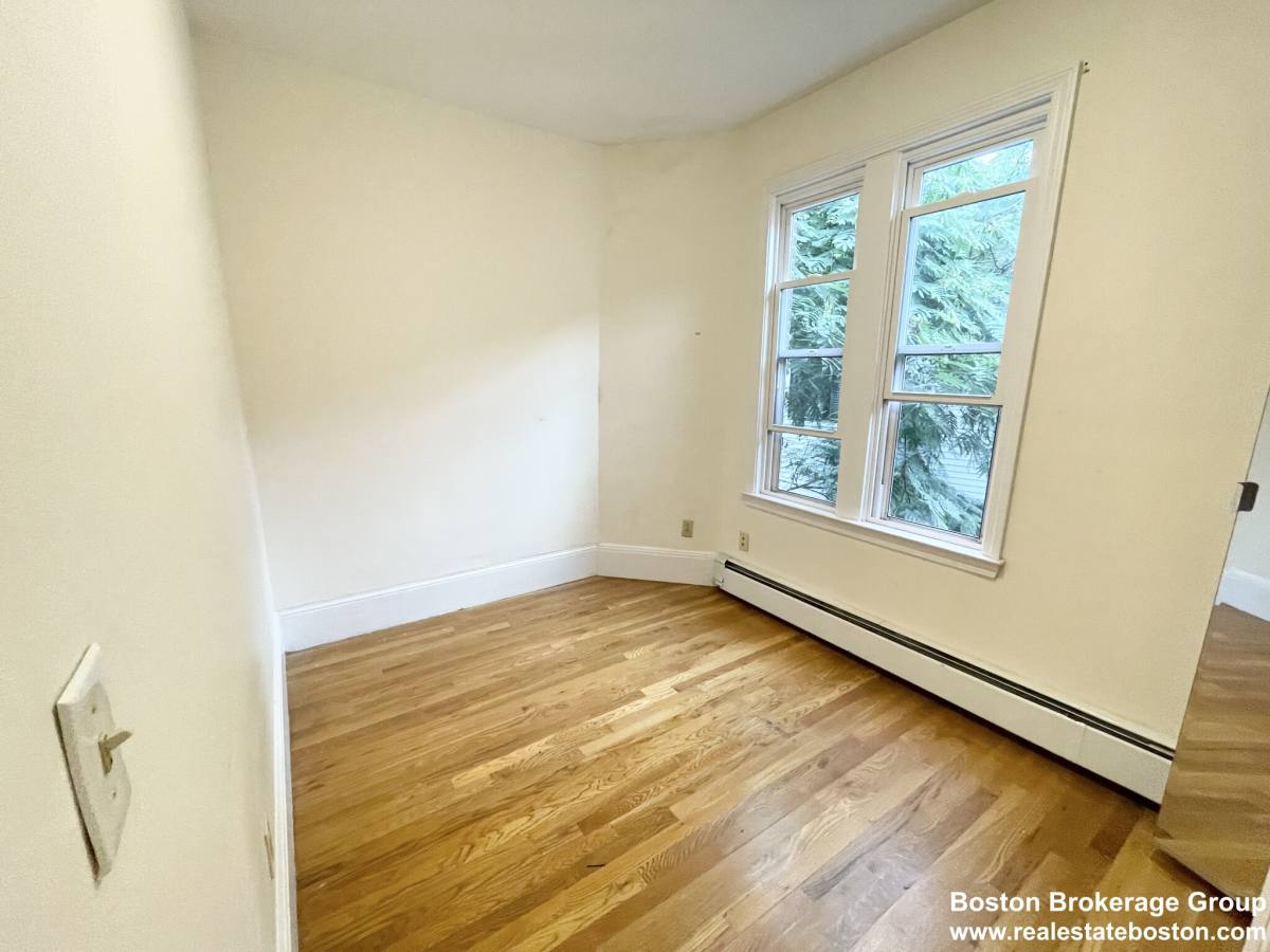 Apartment for rent at 16 Greenwich, Roxbury Crossing, MA 02120