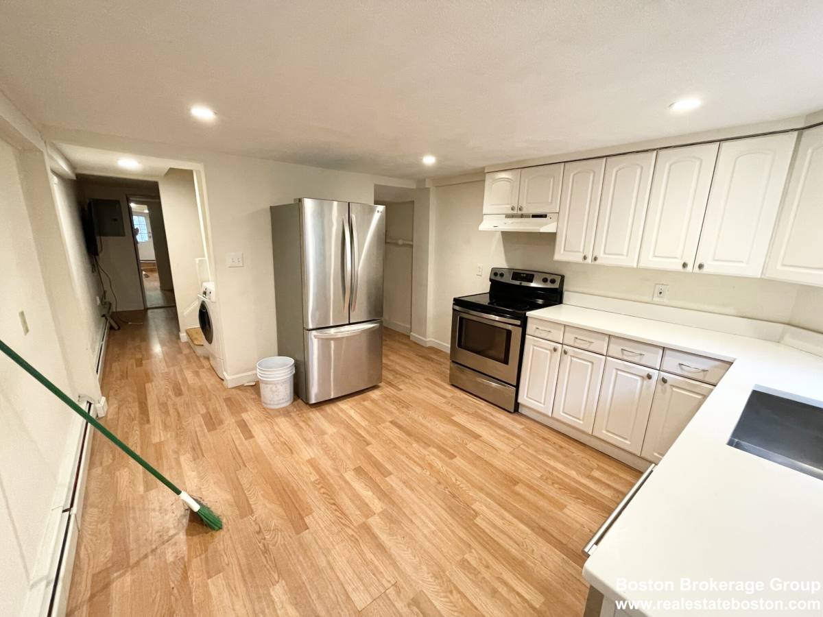 Apartment for rent at 16 Greenwich, Roxbury Crossing, MA 02120