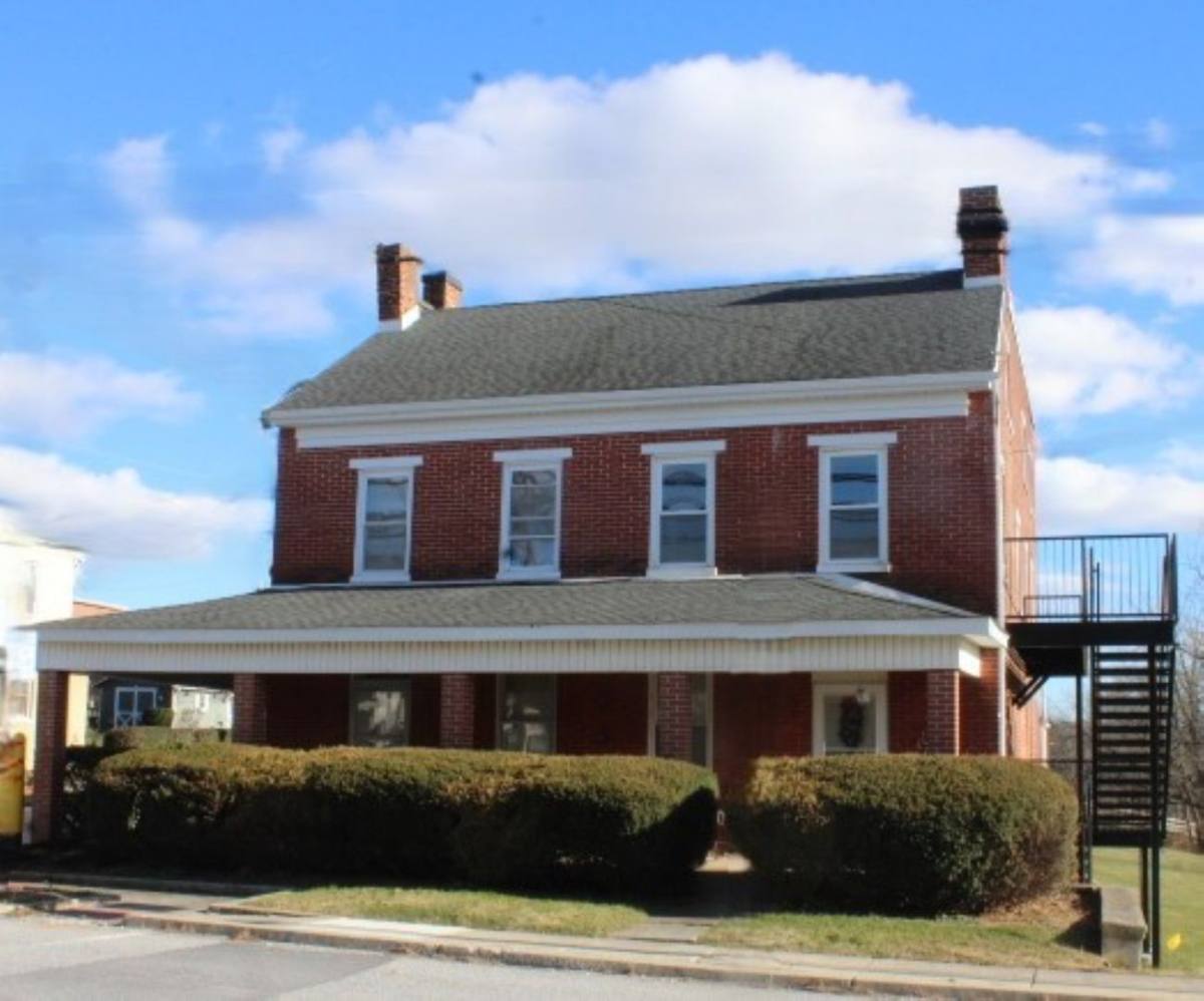 Apartment for rent at 1 S Main St - 2nd Floor, Loganville, PA 17342