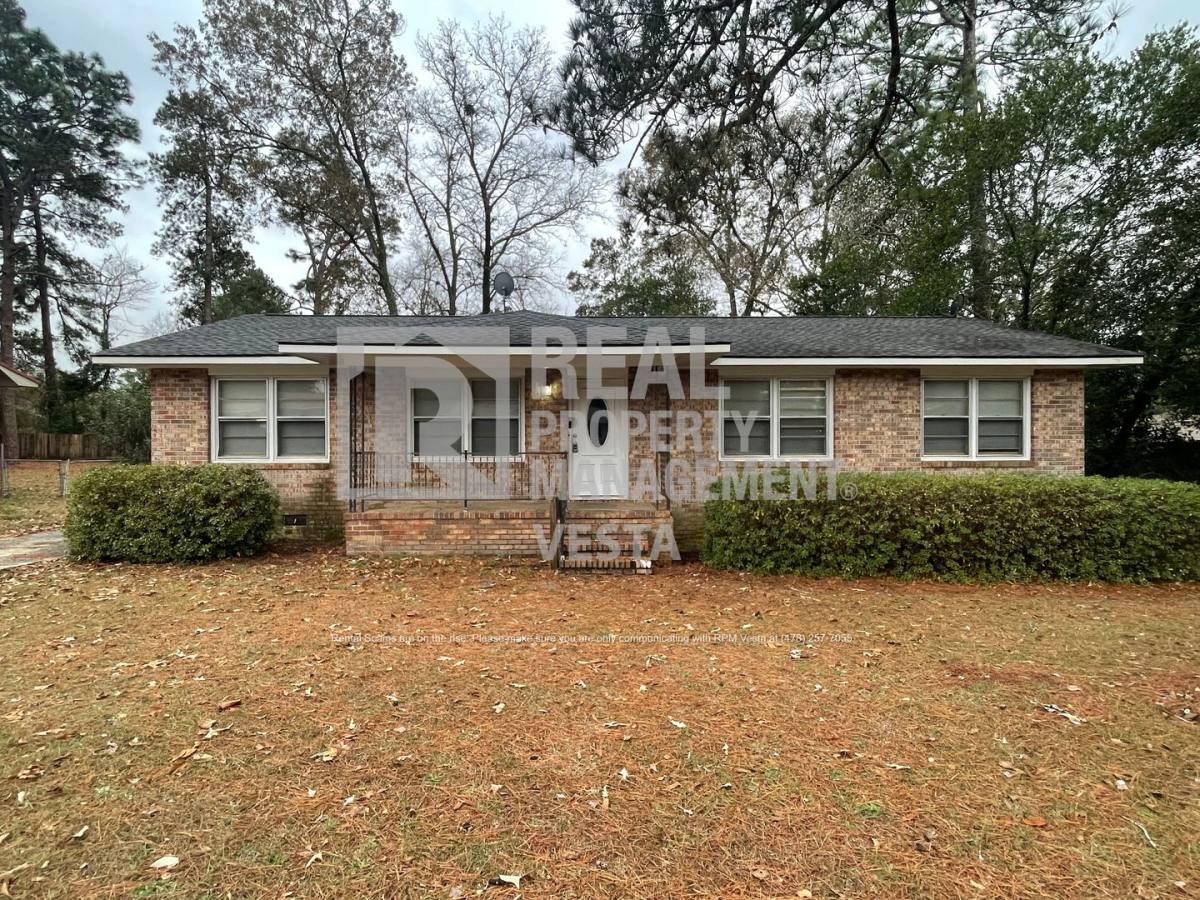 House for rent at 102 Hope Place, Warner Robins, GA 31088