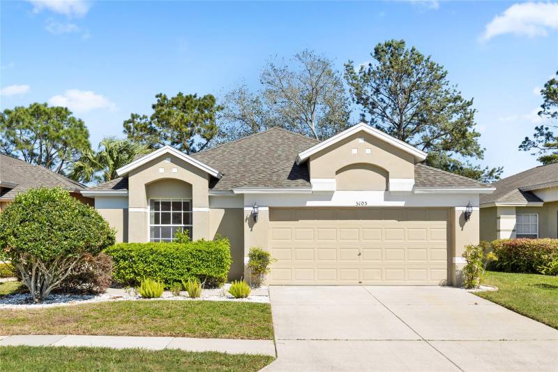 5105 Gato Del Sol Circle, Wesley Chapel, FL 33544