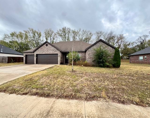 House for rent at 386 E Hayes St, Pea Ridge, AR 72751