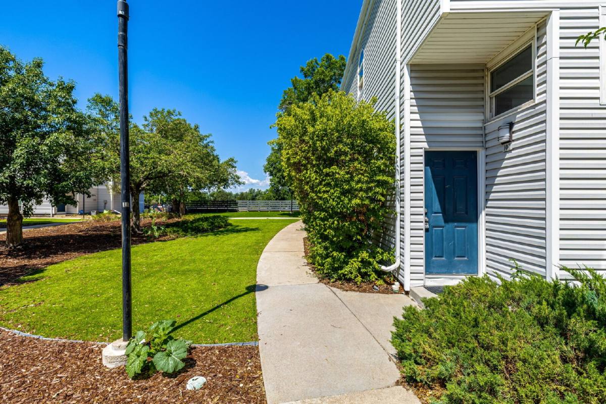 Apartment for rent at 11113 E Alameda Ave #107, Aurora, CO 80012