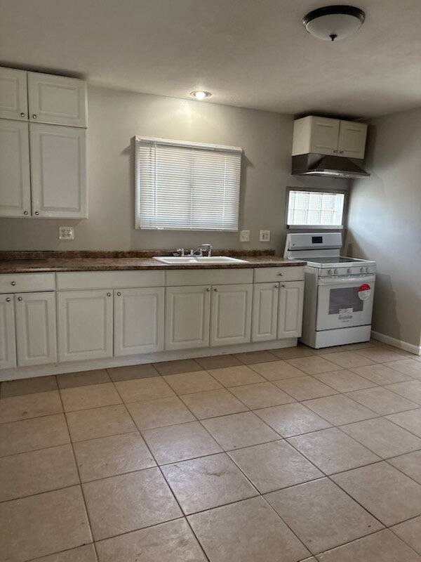 House for rent at 10151 Clairmont Dr, Saint Louis, MO 63136