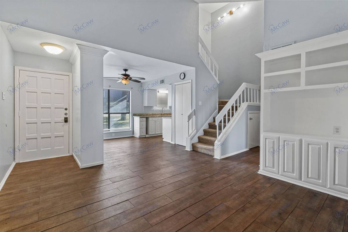 Condo for rent at 2101 Park Willow Lane #B, Arlington, TX 76011