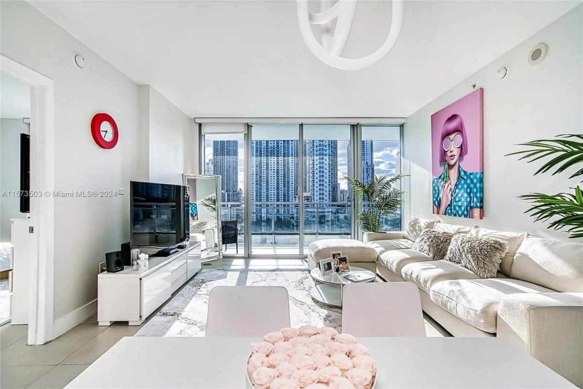 Condo for rent at 92 SW 3rd St, Miami, FL 33130
