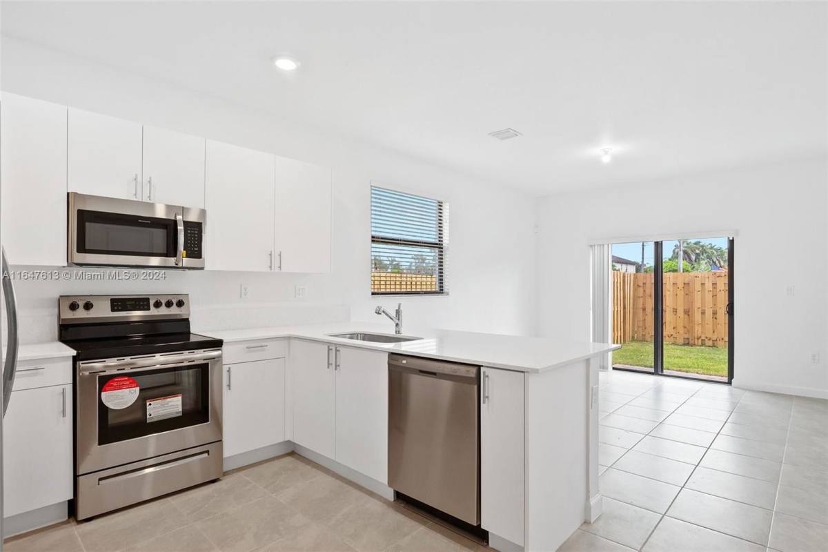Townhouse for rent at 11934 SW 247th Terrace, Homestead, FL 33032