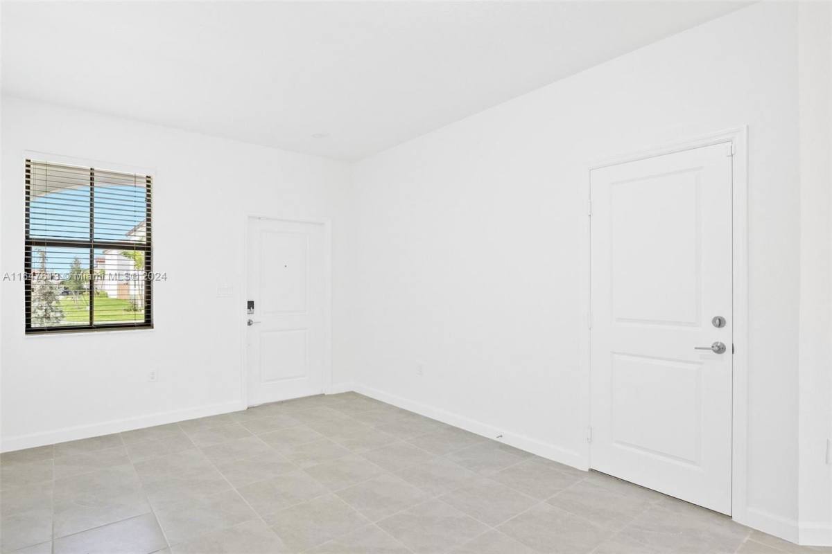 Townhouse for rent at 11934 SW 247th Terrace, Homestead, FL 33032