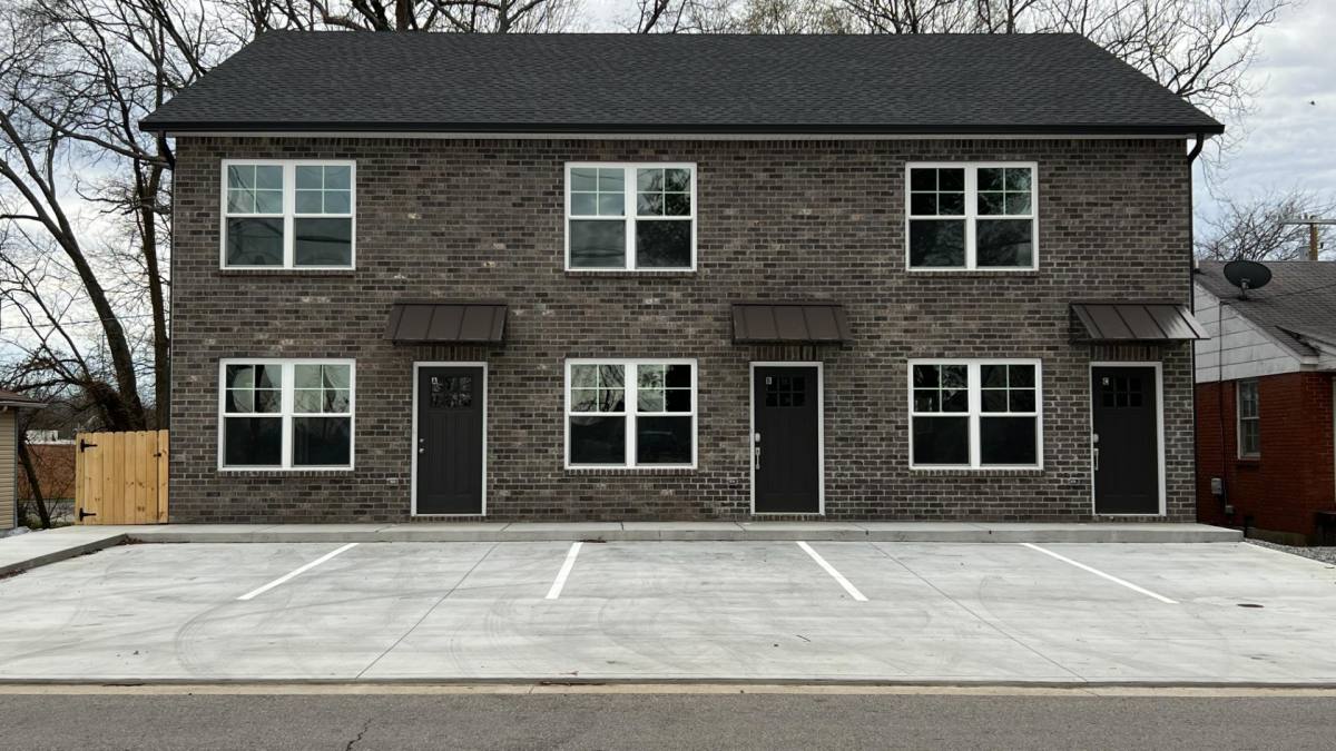 Apartment for rent at 724 Commerce St #A, Clarksville, TN 37040