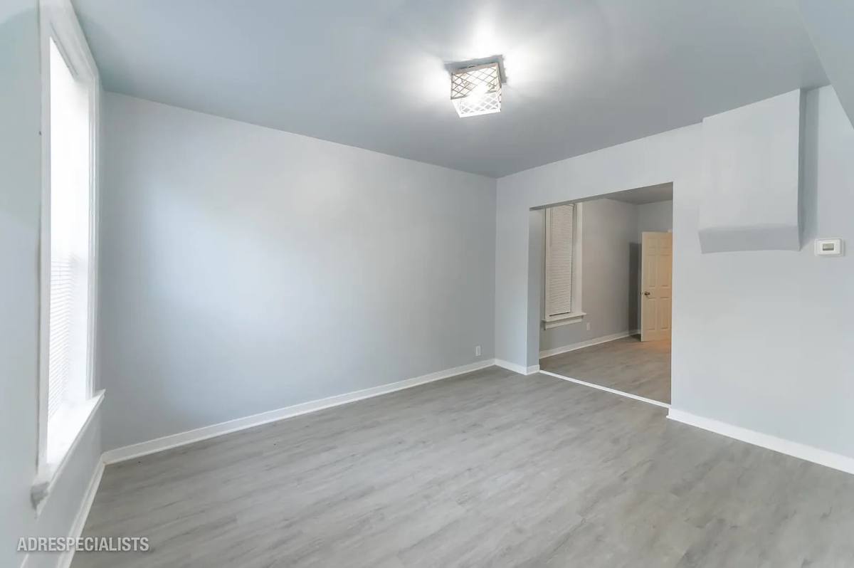 Townhouse for rent at 1932 W 22nd Place, Chicago, IL 60608