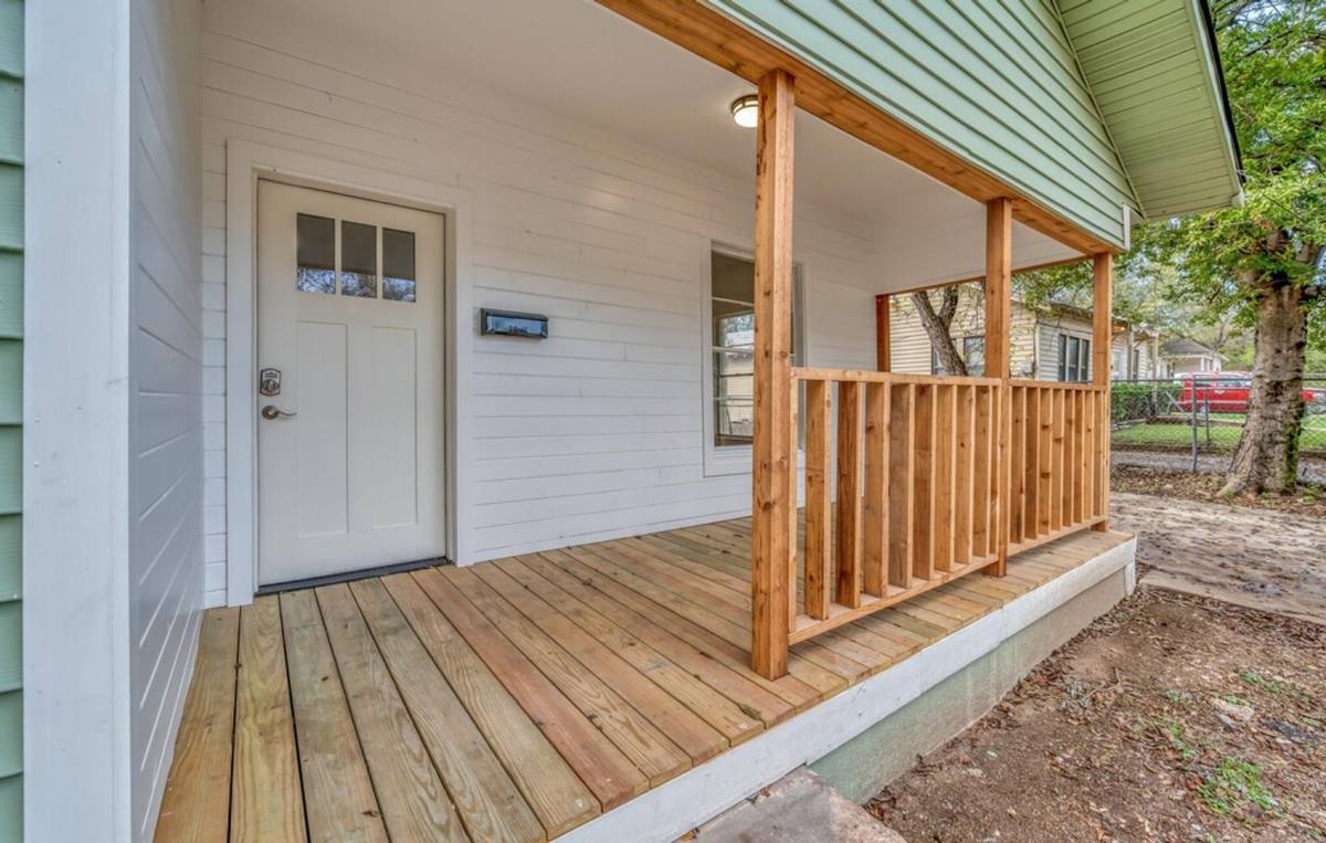 House for rent at 1606 N 9th St, Waco, TX 76707