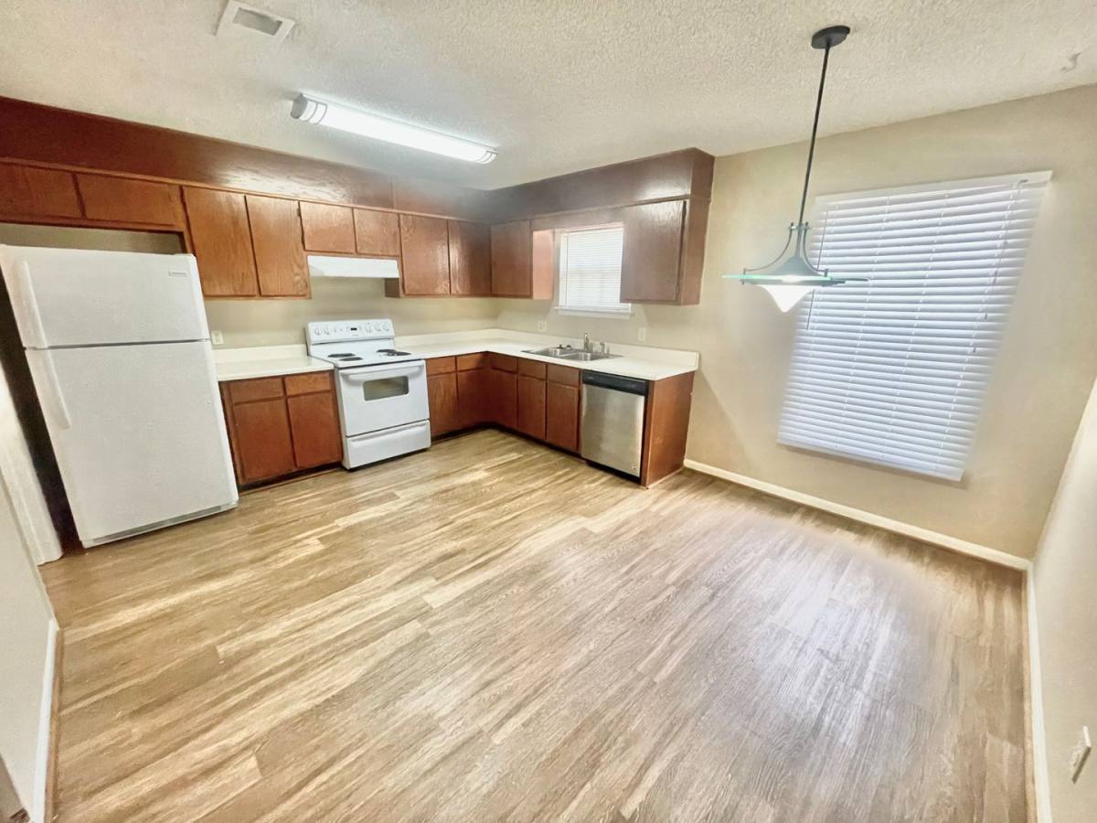 Apartment for rent at 148 E University Dr #B202, Auburn, AL 36832