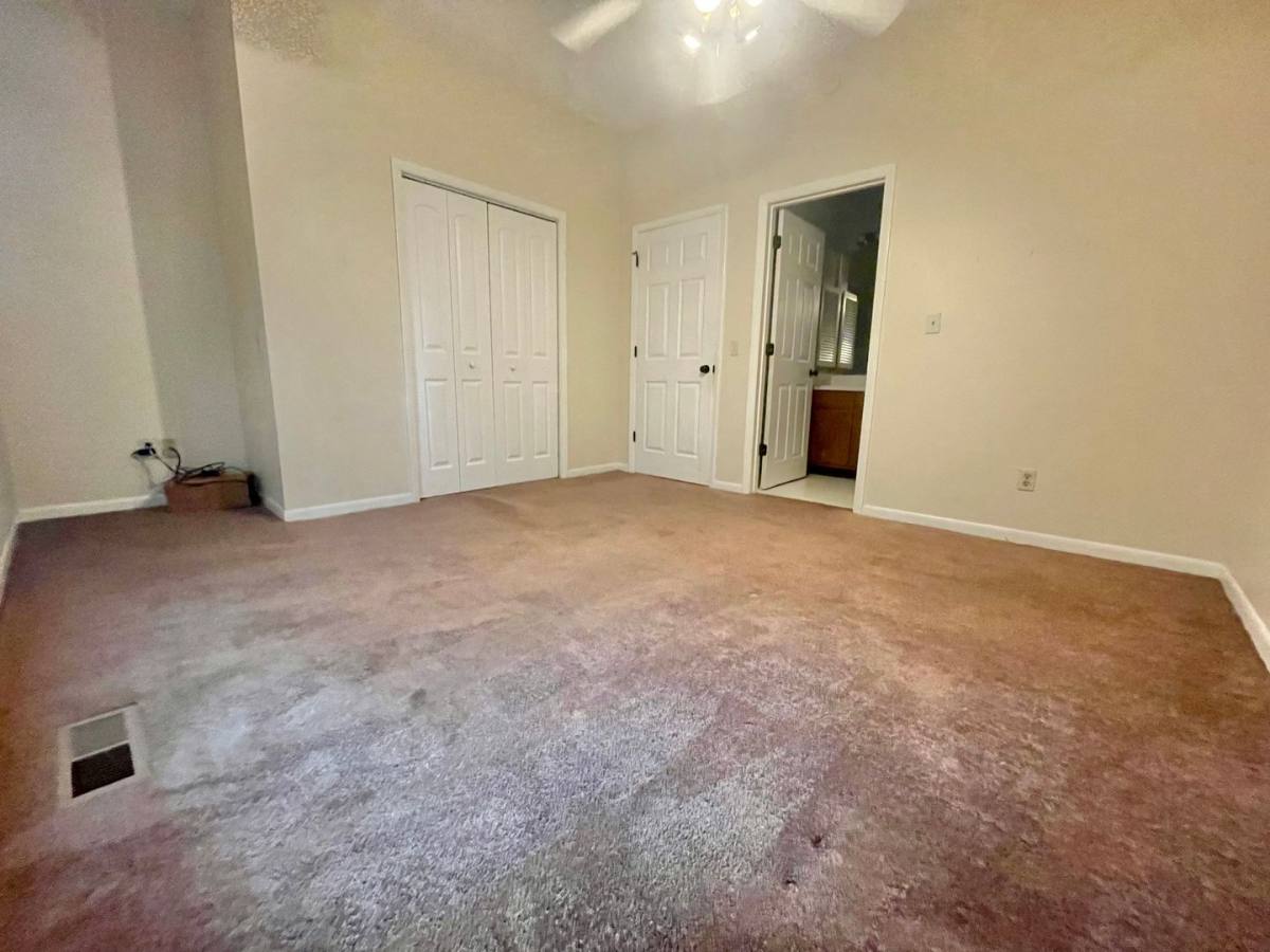 Apartment for rent at 148 E University Dr #B202, Auburn, AL 36832