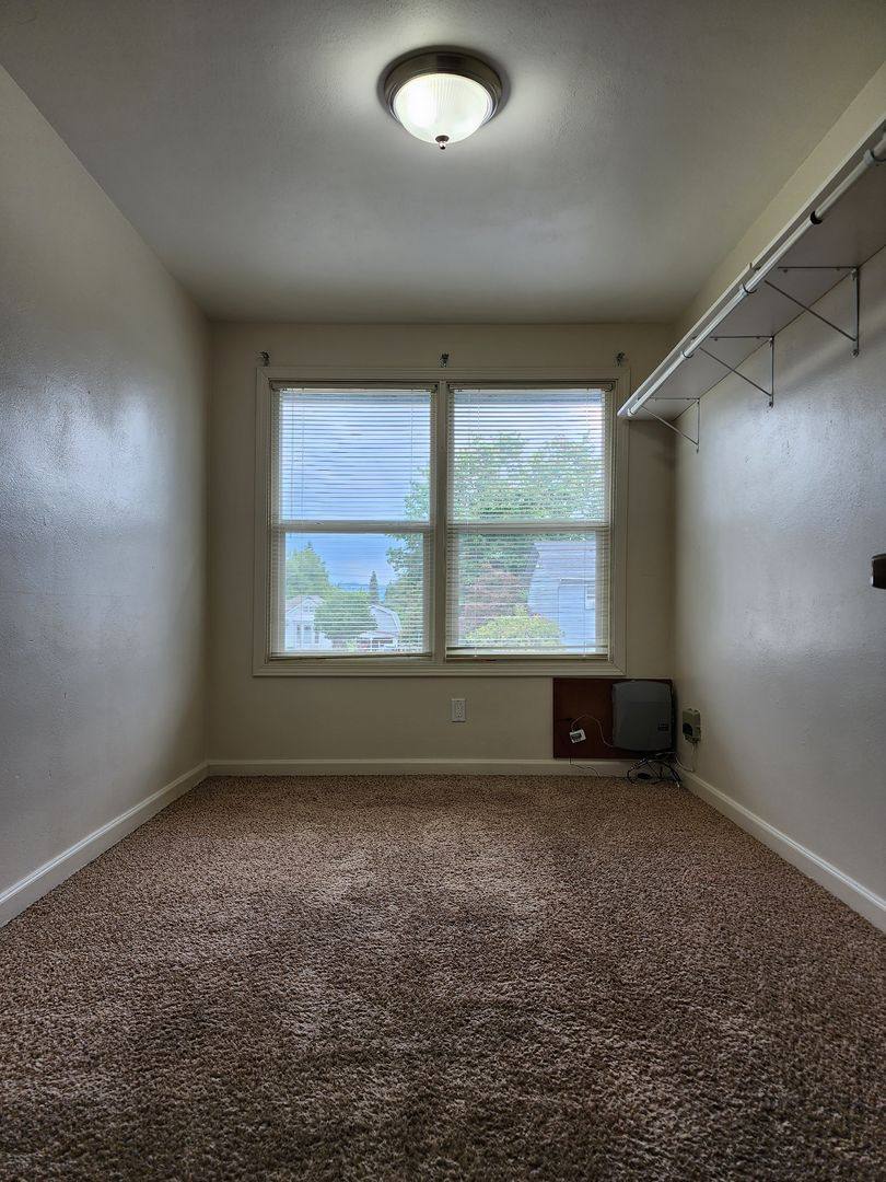 Apartment for rent at 302 Monmouth Ave S, Monmouth, OR 97361