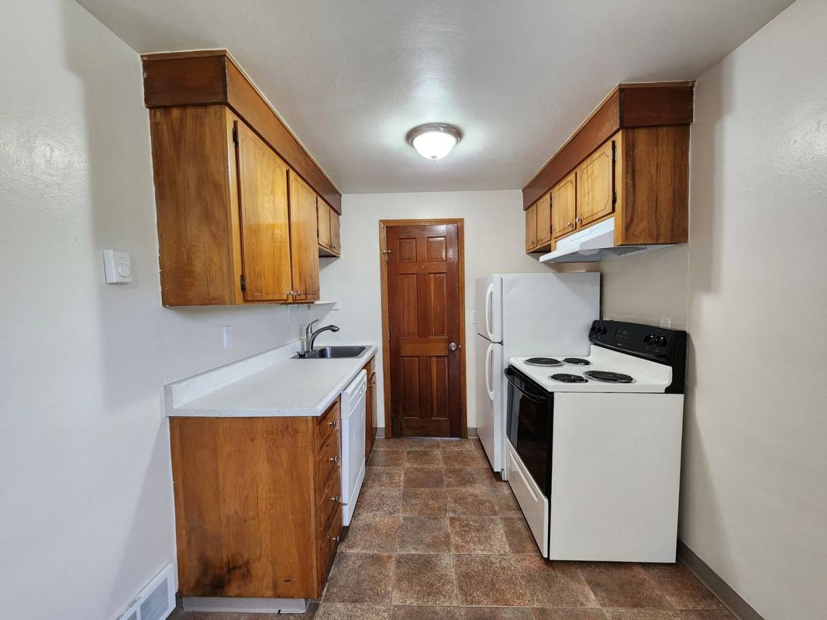 Apartment for rent at 302 Monmouth Ave S, Monmouth, OR 97361