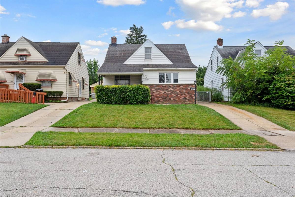 House for rent at 14214 Reddington Ave, Maple Heights, OH 44137