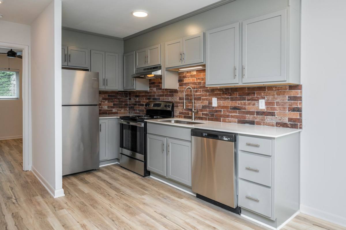 Apartment for rent at 2724 Niazuma Ave S, Birmingham, AL 35205