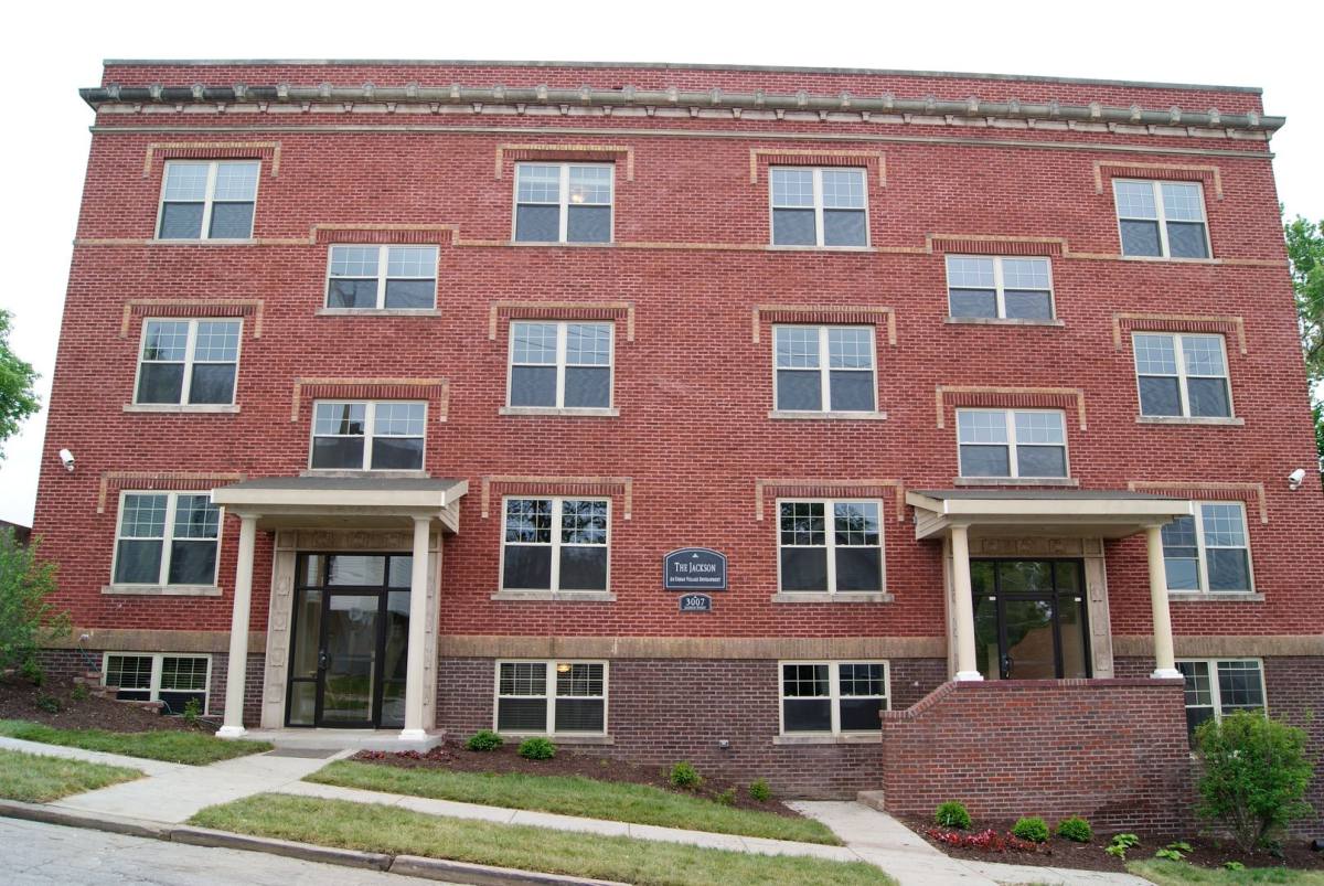 Apartment for rent at 3007 Jackson St, Omaha, NE 68105