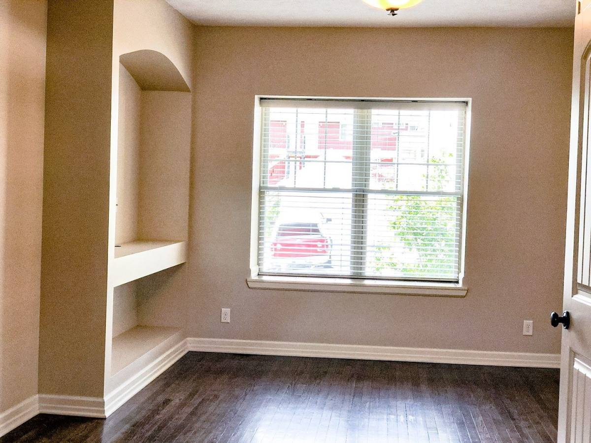 Apartment for rent at 3007 Jackson St, Omaha, NE 68105