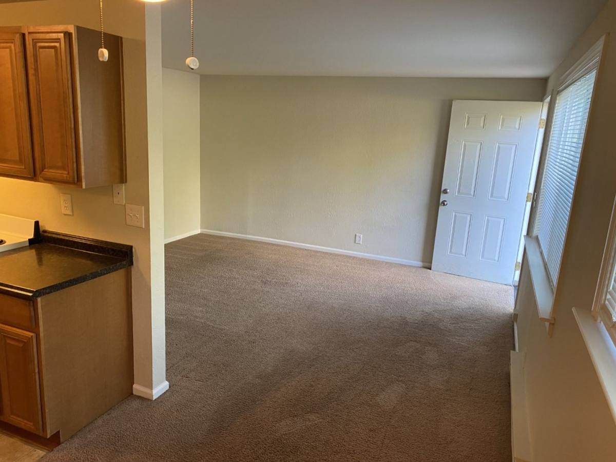 Apartment for rent at 403 Trinity St, Vallejo, CA 94590