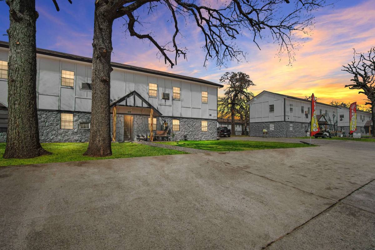 Apartment for rent at 6809 NW 12th St, Oklahoma City, OK 73127