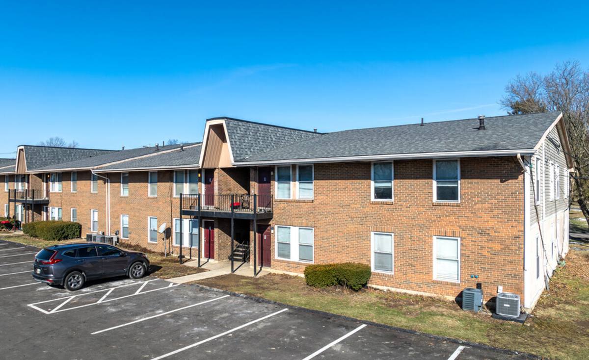 Apartment for rent at 1900 Sunny Court, Columbus, OH 43229