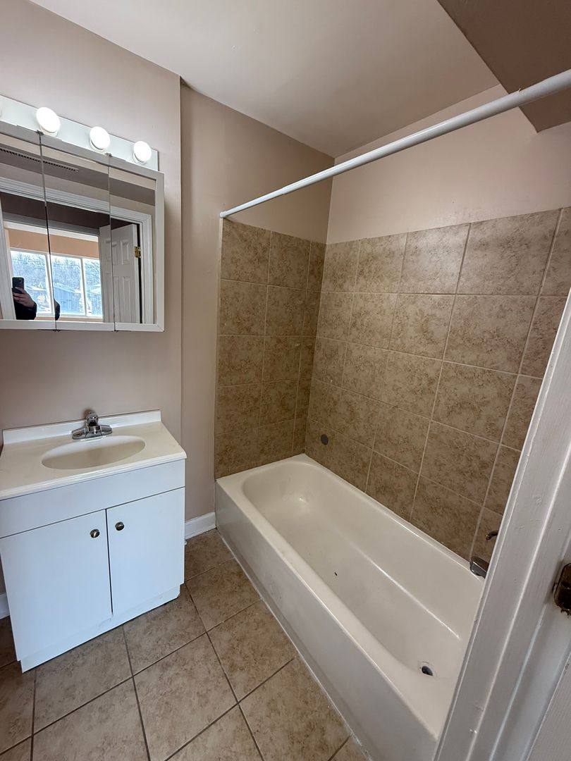 Apartment for rent at 280 Tedmark Court, Kankakee, IL 60901