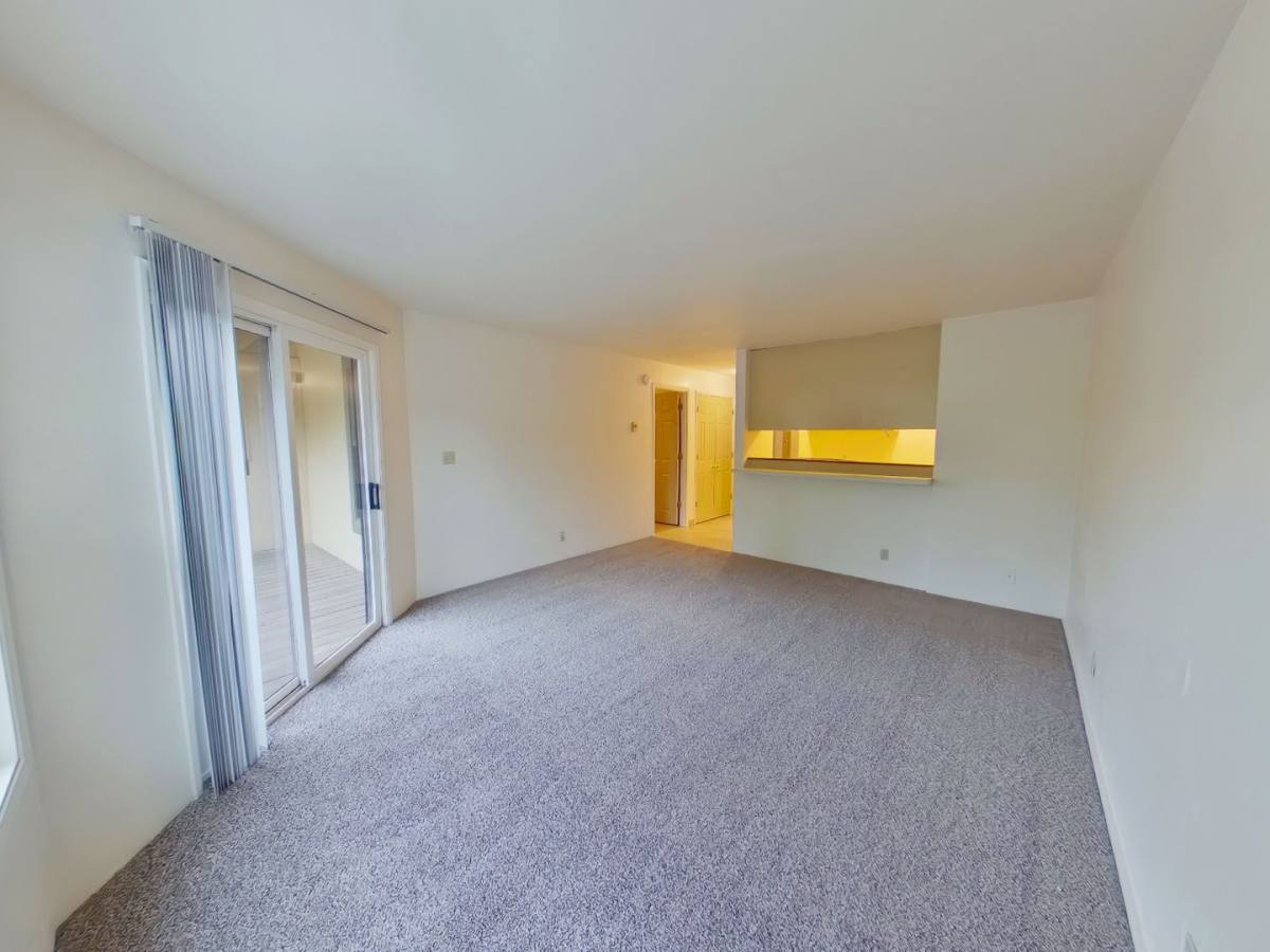 Apartment for rent at 1390 Alder St, Eugene, OR 97401