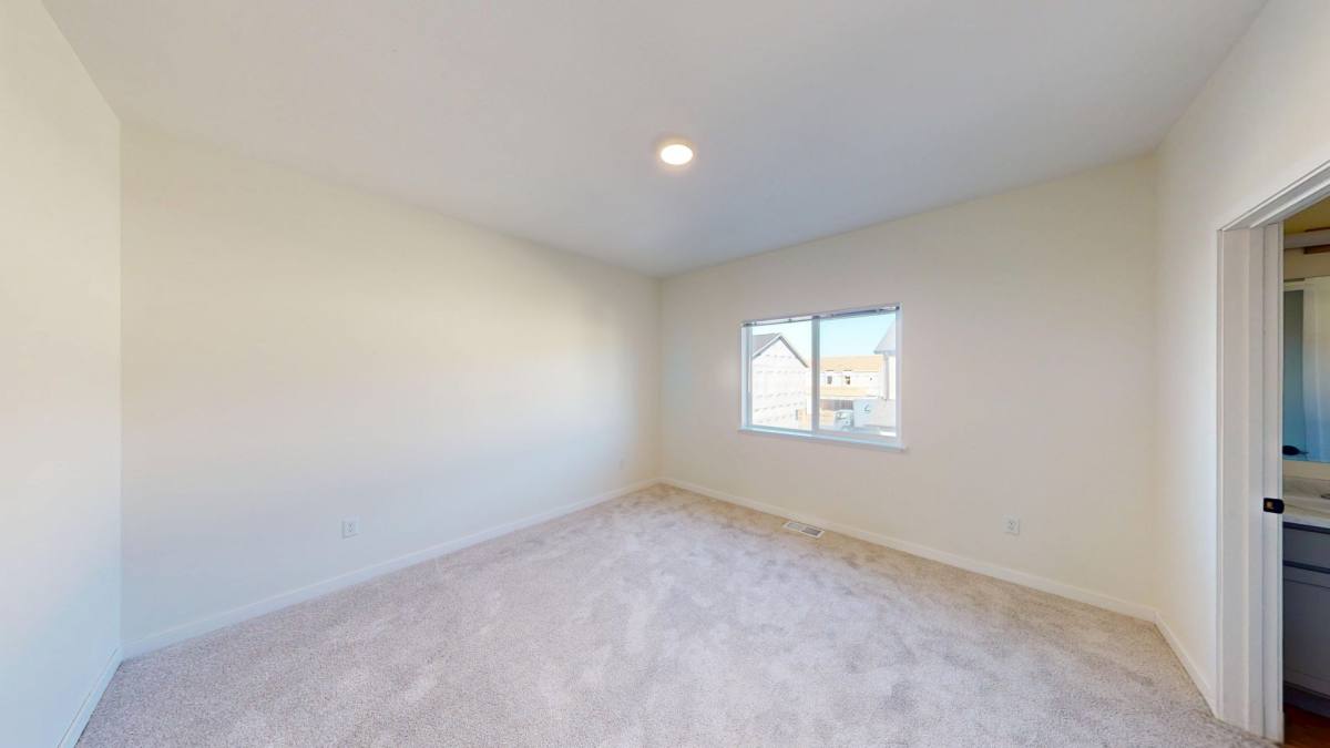 Townhouse for rent at 2125 Royal Ave, Spirit Lake, IA 51360