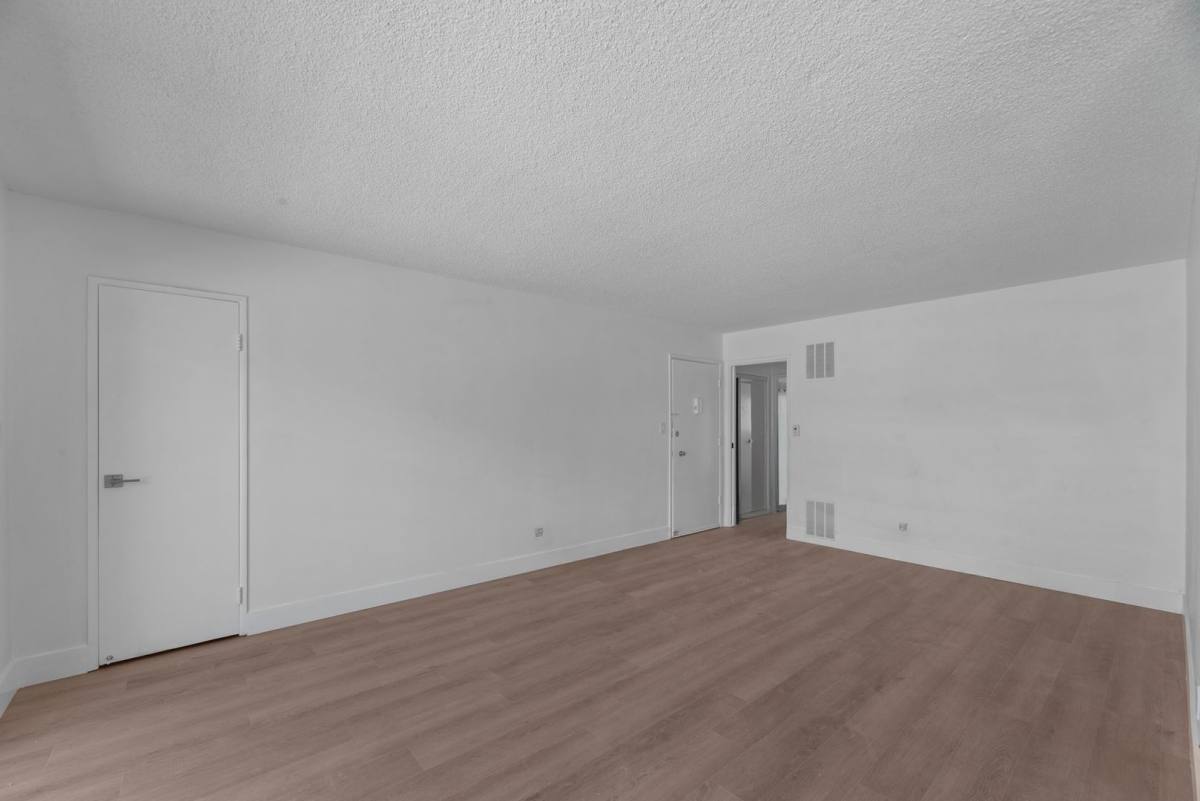 Apartment for rent at 1301 Havenhurst Dr, Los Angeles, CA 90046