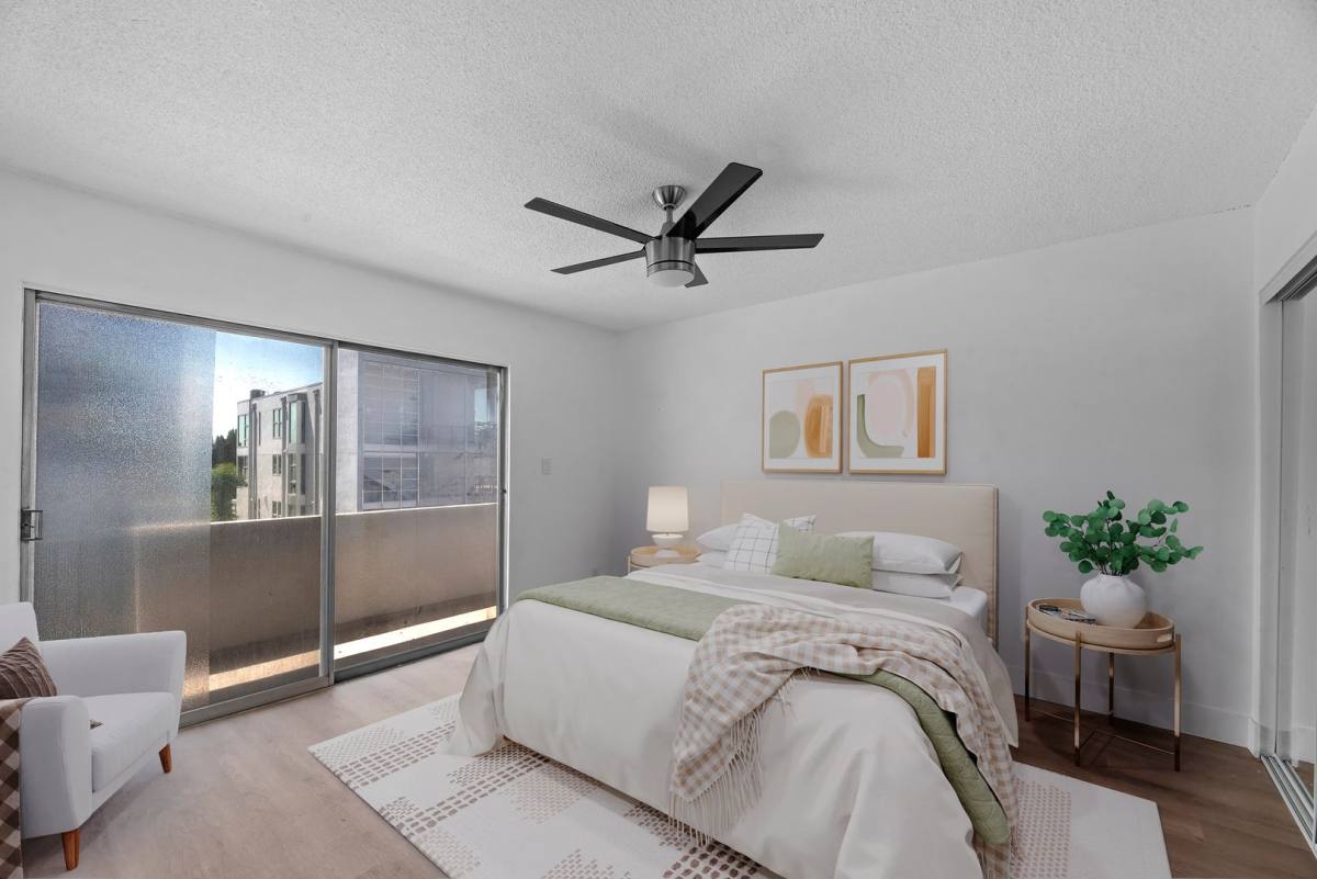 Apartment for rent at 1301 Havenhurst Dr, Los Angeles, CA 90046