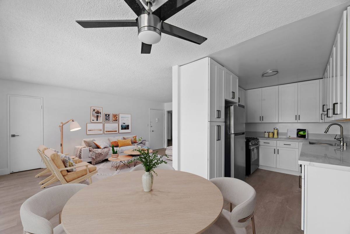 Apartment for rent at 1301 Havenhurst Dr, Los Angeles, CA 90046