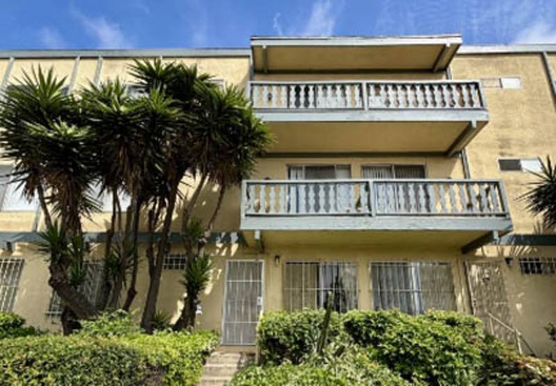 Apartment for rent at 12500 Culver Blvd, Los Angeles, CA 90066