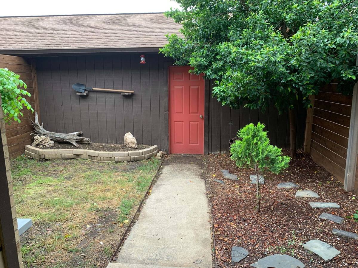 Apartment for rent at 900B Kilkenny Court, Denton, TX 76201