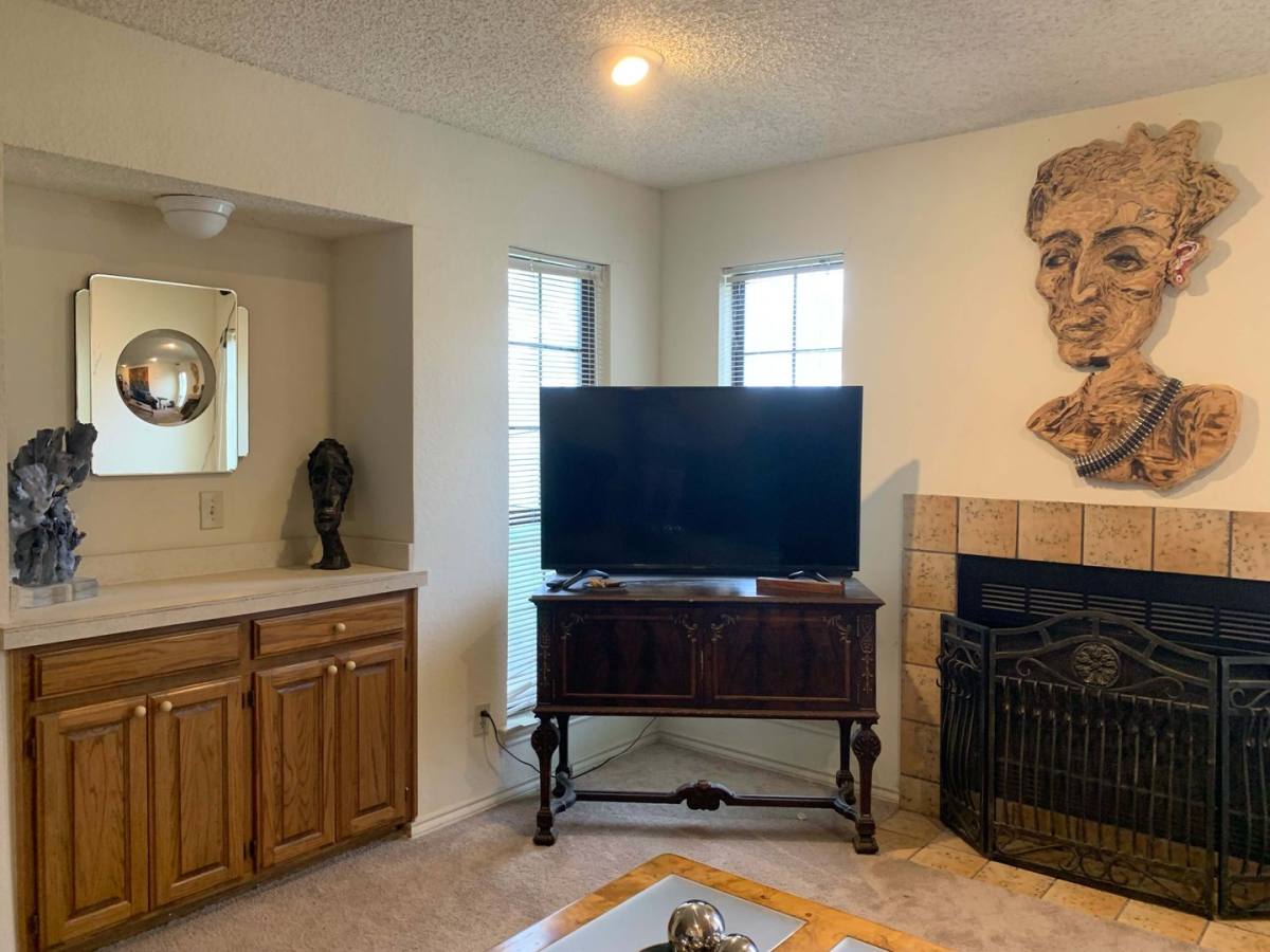 Apartment for rent at 900B Kilkenny Court, Denton, TX 76201