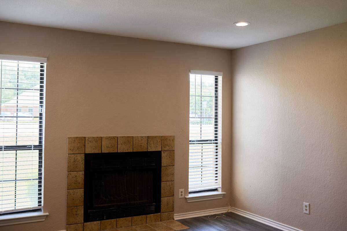 Apartment for rent at 900B Kilkenny Court, Denton, TX 76201