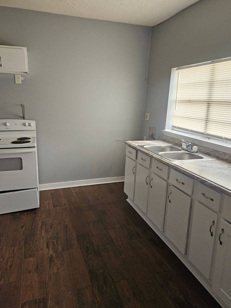 House for rent at 1612 May St, Memphis, TN 38108