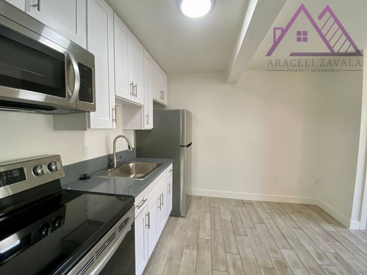 Apartment for rent at 1973 Apple St, Oceanside, CA 92054