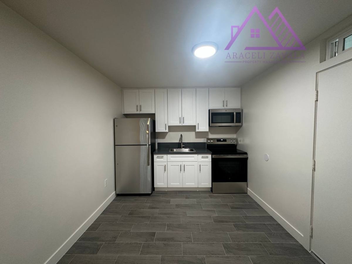 Apartment for rent at 1973 Apple St, Oceanside, CA 92054