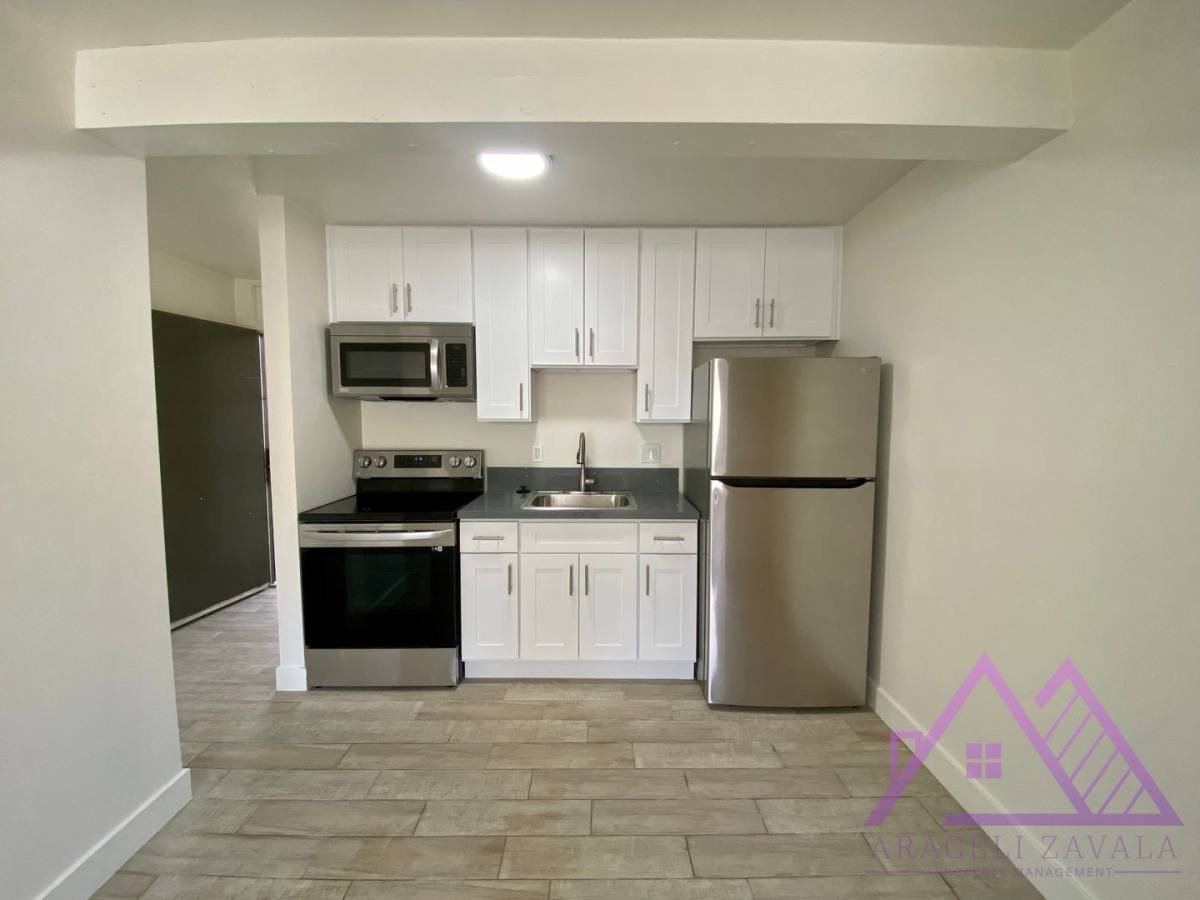 Apartment for rent at 1973 Apple St, Oceanside, CA 92054