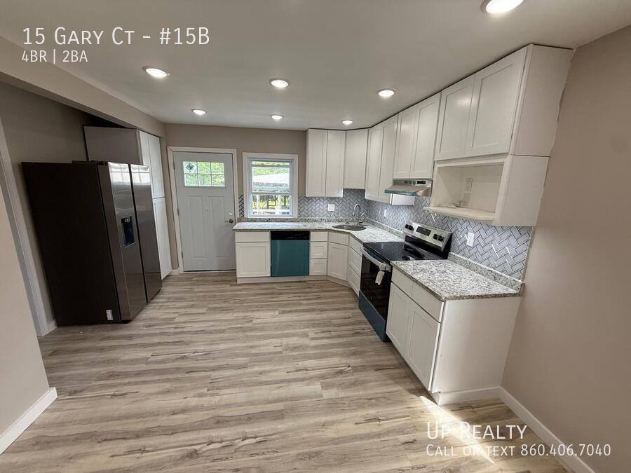 House for rent at 15 Gary Court, Groton, CT 06340