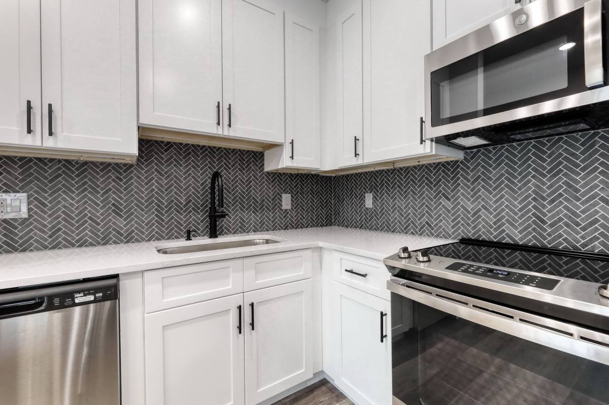 Apartment for rent at 192 Livingston St, Northvale, NJ 07647