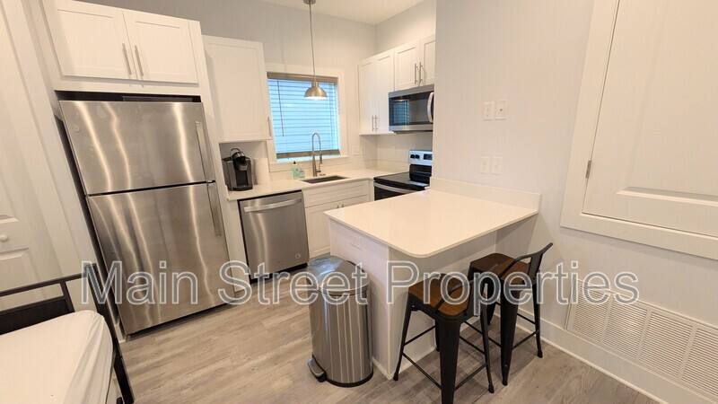 Apartment for rent at 379 Clubbs St, Pensacola, FL 32502