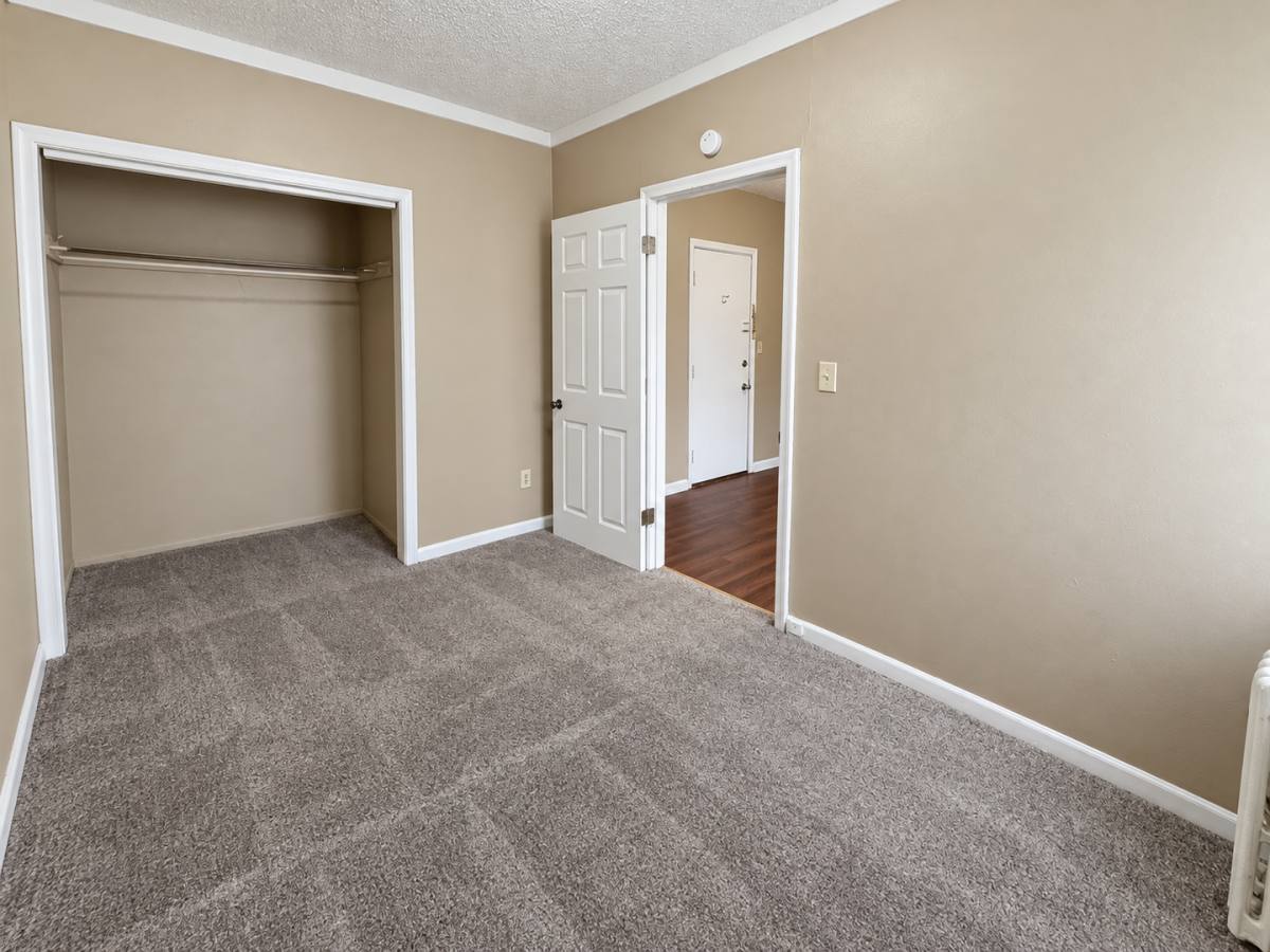 1332 Minnehaha Ave W, St. Paul, MN 55104 - Apartment for Rent - Image 9