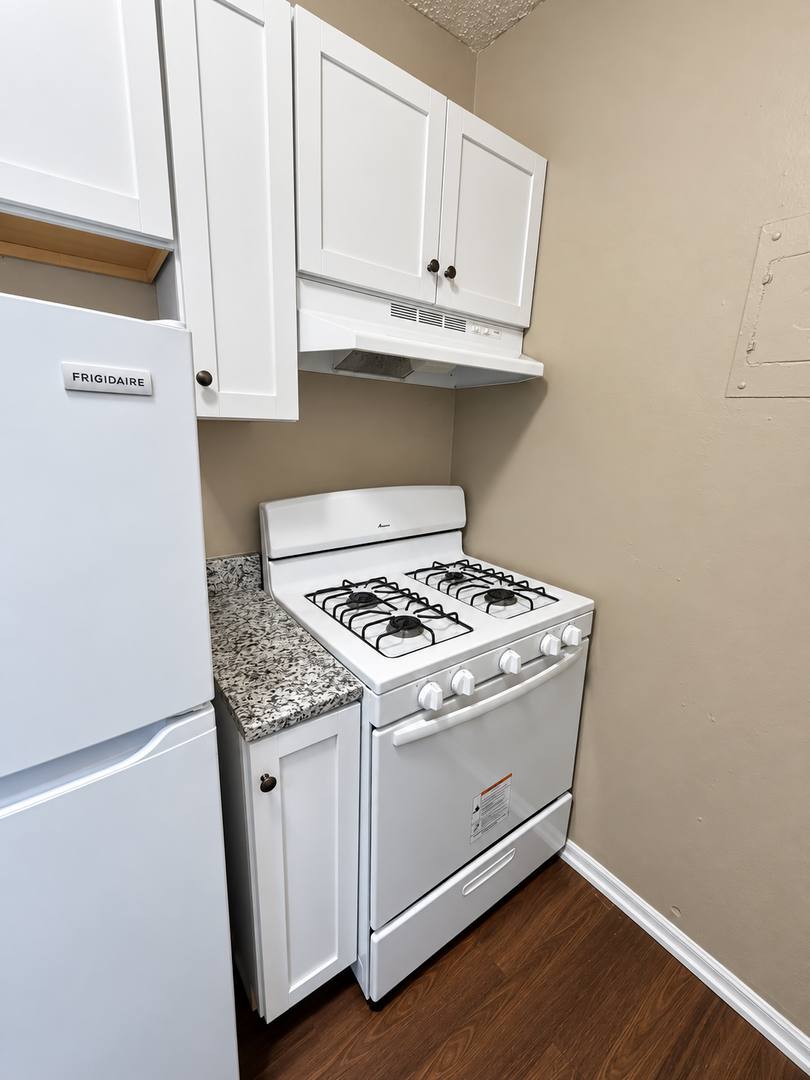 1332 Minnehaha Ave W, St. Paul, MN 55104 - Apartment for Rent - Image 6