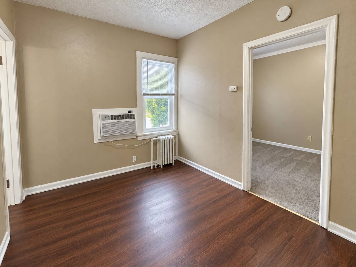 1332 Minnehaha Ave W, St. Paul, MN 55104 - Apartment for Rent - Image 3