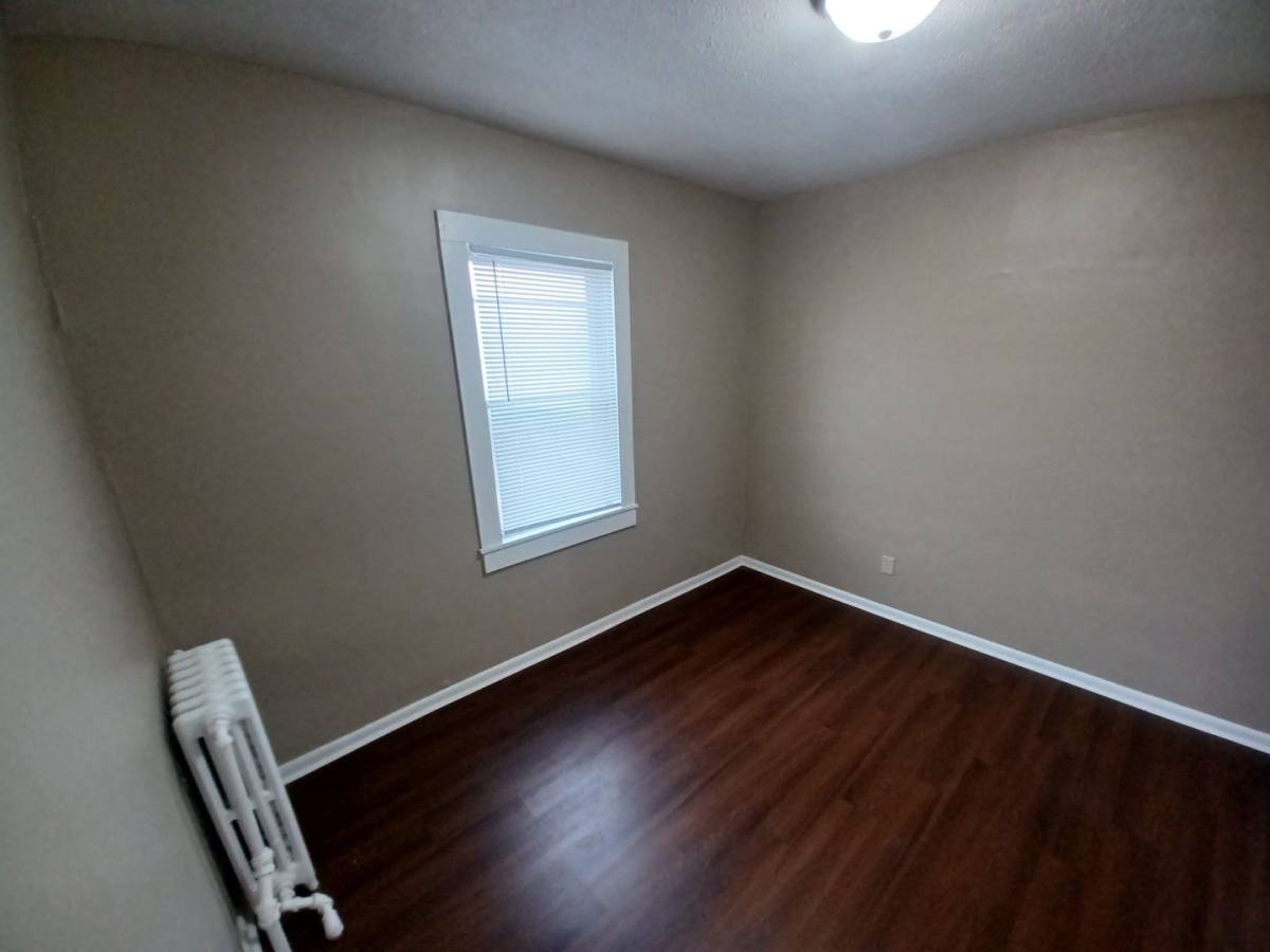 Apartment for rent at 1332 Minnehaha Ave W, Saint Paul, MN 55104