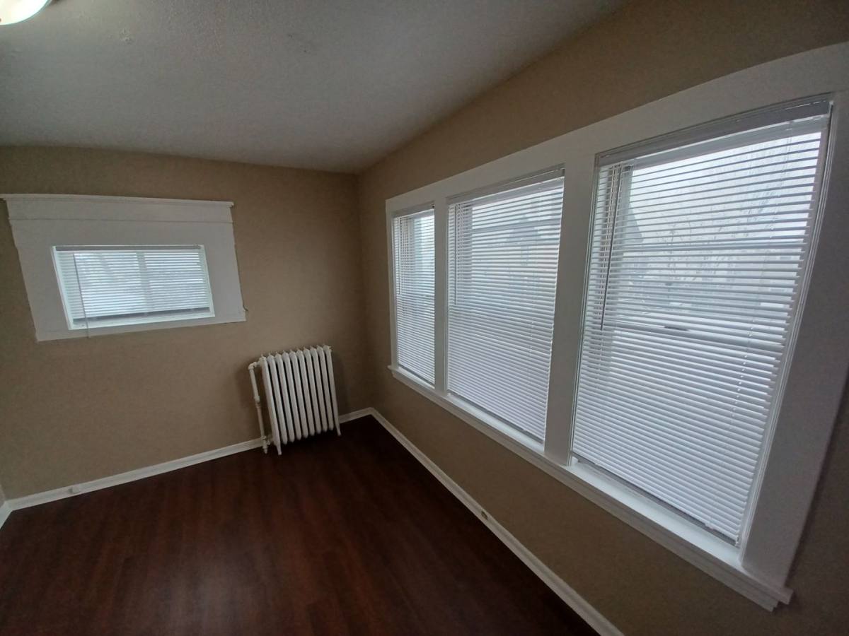 Apartment for rent at 1332 Minnehaha Ave W, Saint Paul, MN 55104