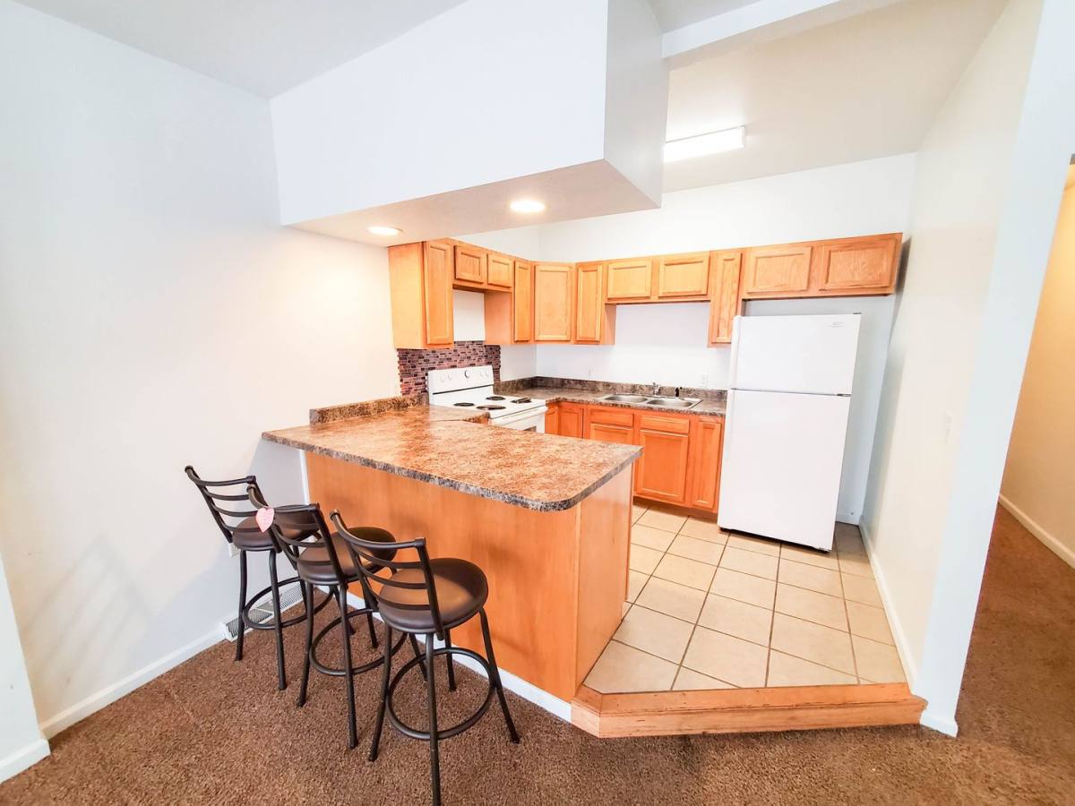 Apartment for rent at 818 Sassafras St, Erie, PA 16501